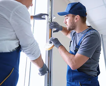glass repair experts in South Miami Heights, FL